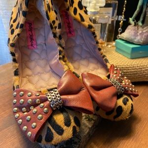 *SOLD*  Betsey Johnson Flats